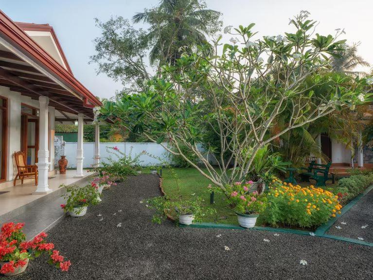Araliya Villa Moragalla Exterior photo
