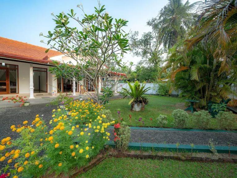Araliya Villa Moragalla Exterior photo